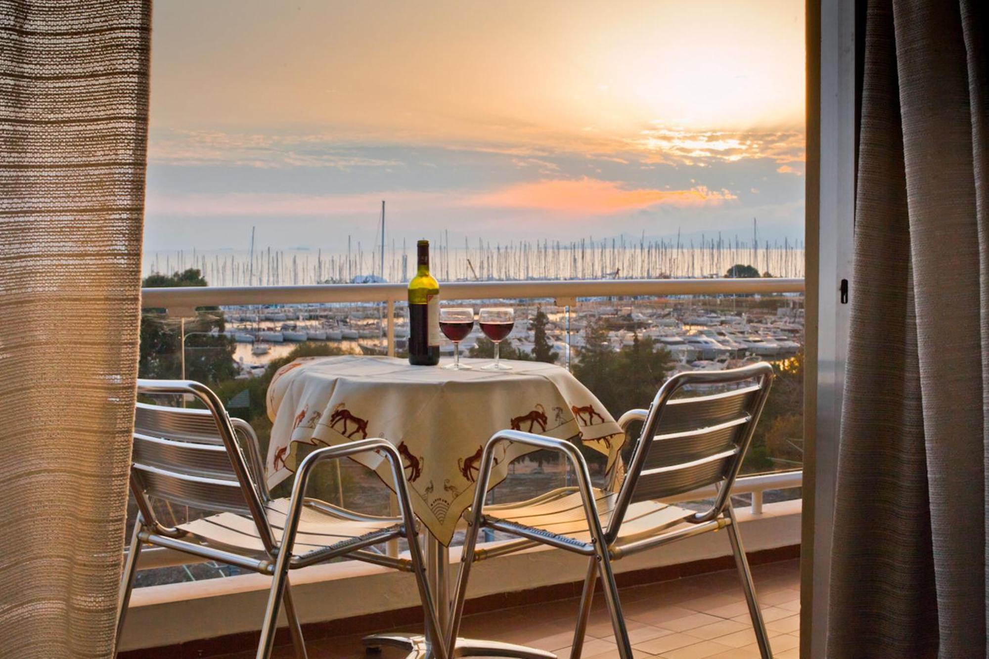 Marina Alimos 3*