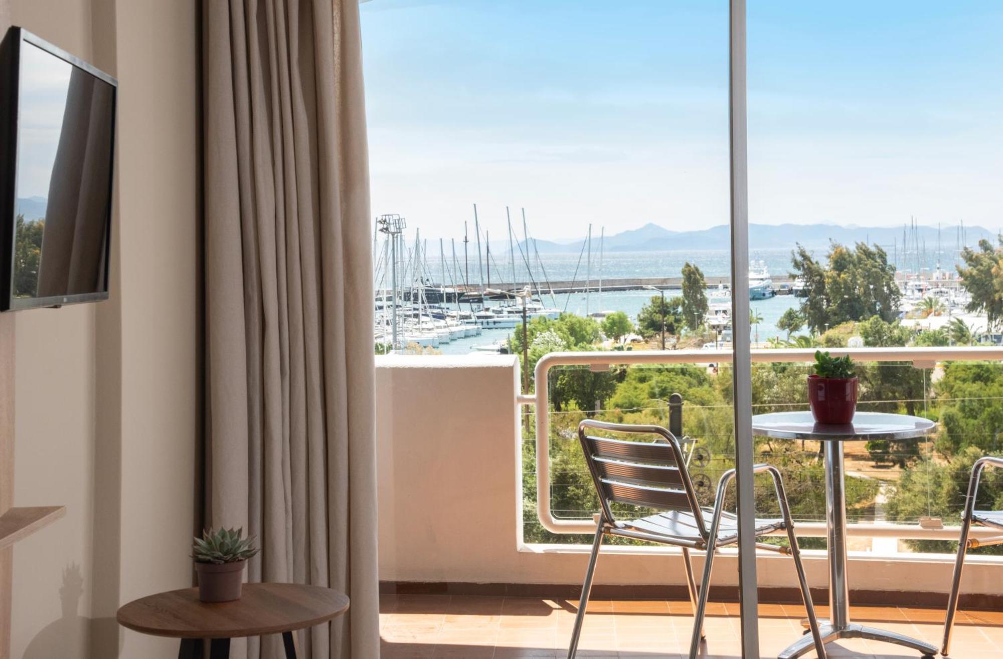 Marina Alimos Appart hôtel 3*